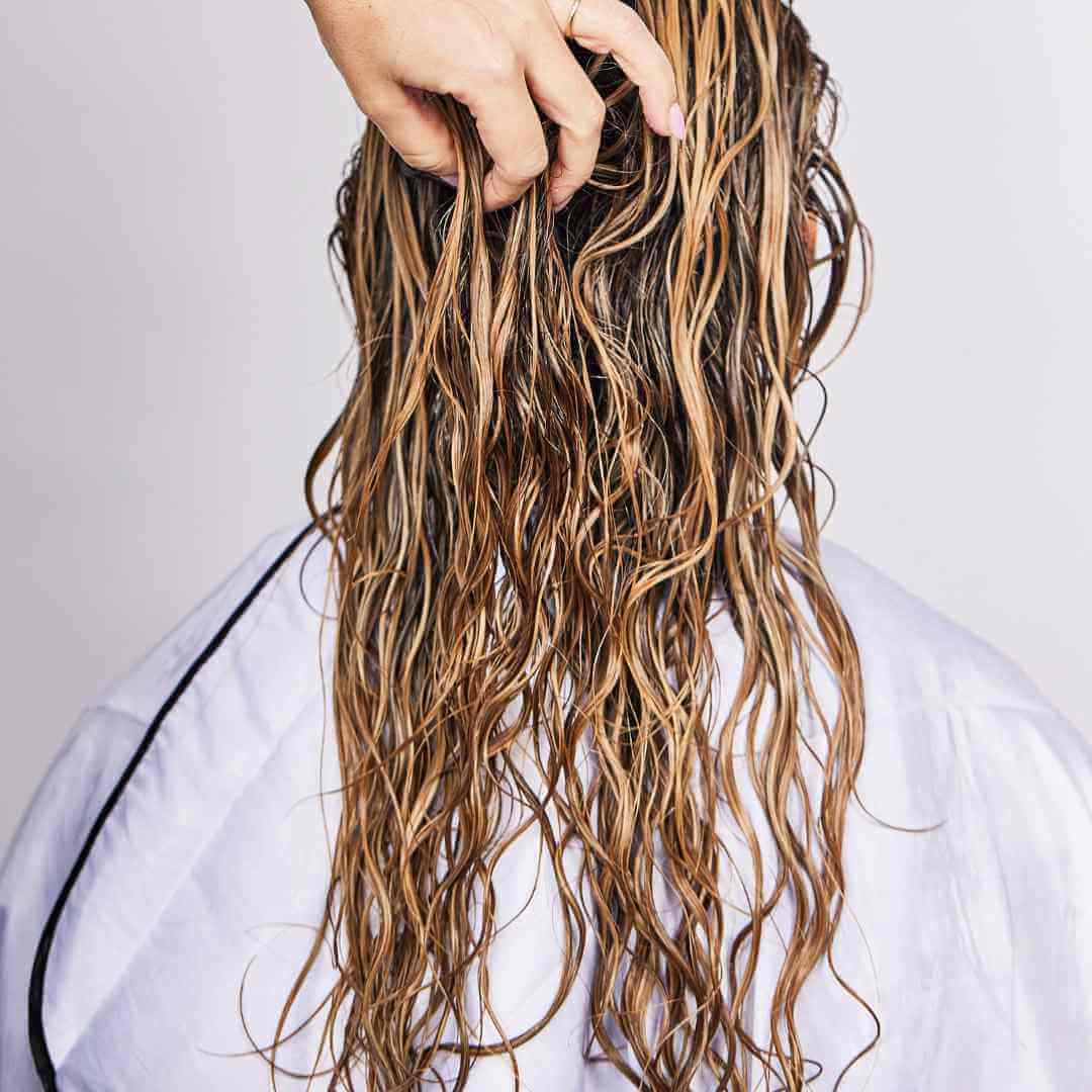 Blonde curly hair wash