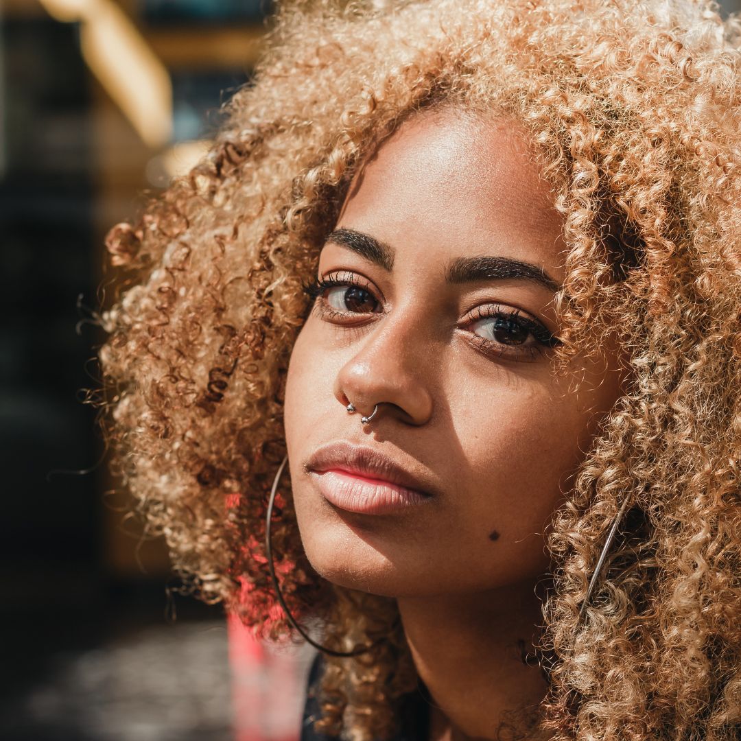 woman, curly blonde hair